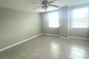 10355 Paradise Blvd, Treasure Island, FL 33706 - Photo 13