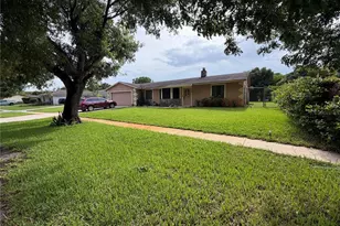 4215 Latona Ave, West Palm Beach, FL 33407 - Photo 3