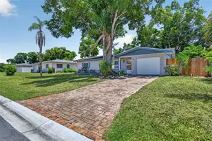 2864 62nd Ave S, Saint Petersburg, FL 33712 - Photo 25