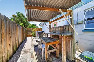 2864 62nd Ave S, Saint Petersburg, FL 33712 - Photo 19