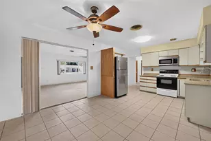 2864 62nd Ave S, Saint Petersburg, FL 33712 - Photo 11