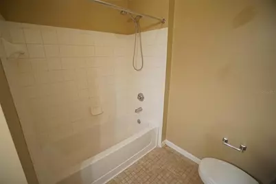 18004 Villa Creek Drive, Tampa, FL 33647 - Photo 11