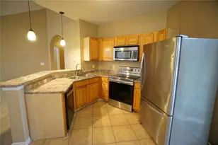 18004 Villa Creek Dr, Tampa, FL 33647 - Photo 5