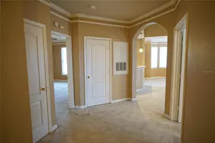 18004 Villa Creek Dr, Tampa, FL 33647 - Photo 9