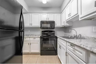 7612 Nacido Court, Tampa, FL 33615 - Photo 11