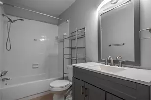 7612 Nacido Ct, Tampa, FL 33615 - Photo 21