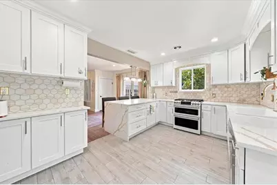 222 26th Avenue S, Saint Petersburg, FL 33705 - Photo 13