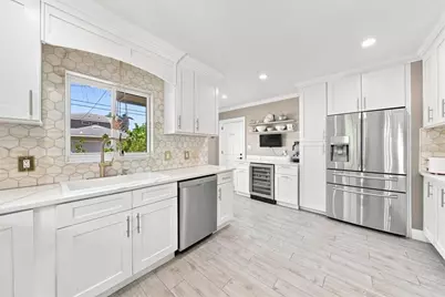 222 26th Avenue S, Saint Petersburg, FL 33705 - Photo 15