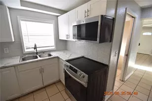 1254 Grove St, Clearwater, FL 33755 - Photo 9