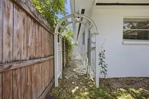 1023 Granada St, Clearwater, FL 33755 - Photo 35