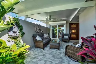 645 Boca Ciega Point Boulevard N, Saint Petersburg, FL 33708 - Photo 3