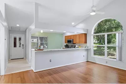 4461 Ascot Circle S, Sarasota, FL 34235 - Photo 15