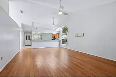 4461 Ascot Circle S, Sarasota, FL 34235 - Photo 5