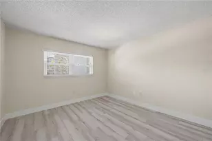 9 Forbes Pl, Dunedin, FL 34698 - Photo 11