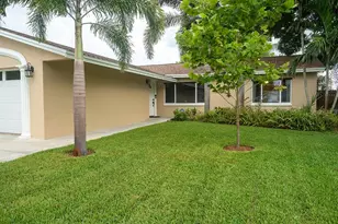 9232 80th Ave, Seminole, FL 33777 - Photo 37