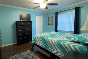 9232 80th Ave, Seminole, FL 33777 - Photo 25