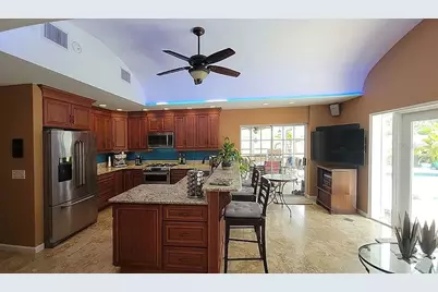 9232 80th Avenue, Seminole, FL 33777 - Photo 5