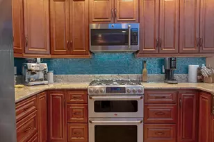 9232 80th Ave, Seminole, FL 33777 - Photo 11