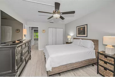 5725 80th Street N #404, Saint Petersburg, FL 33709 - Photo 27
