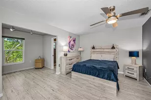 5725 80th St N, Saint Petersburg, FL 33709 - Photo 21