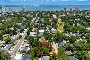 3403 W Bay Villa Ave, Tampa, FL 33611 - Photo 1