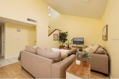 4207 Fairway Run, Tampa, FL 33618 - Photo 7