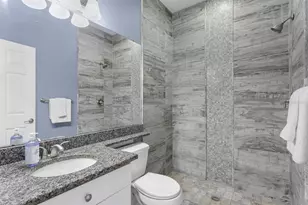 10411 Canary Isle Dr, Tampa, FL 33647 - Photo 23