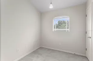 10411 Canary Isle Dr, Tampa, FL 33647 - Photo 33