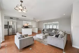 5056 42nd St S, Saint Petersburg, FL 33711 - Photo 5