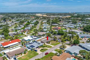 5056 42nd St S, Saint Petersburg, FL 33711 - Photo 3