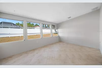 5056 42nd Street S, Saint Petersburg, FL 33711 - Photo 25