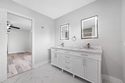 5056 42nd Street S, Saint Petersburg, FL 33711 - Photo 41
