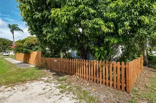 5101 37th St N, Saint Petersburg, FL 33714 - Photo 37