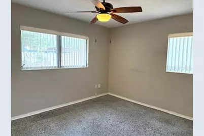 3933 58th Lane N, Saint Petersburg, FL 33709 - Photo 9