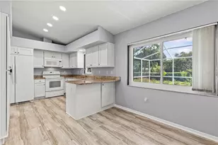 9447 Ashley Dr, Weeki Wachee, FL 34613 - Photo 19