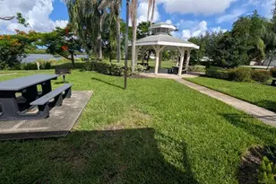 4826 11th Ave Cir E, Bradenton, FL 34208 - Photo 31