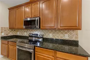 1945 Abbey Ridge Dr, Dover, FL 33527 - Photo 5