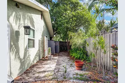 2021 Todd Road, Clearwater, FL 33763 - Photo 11