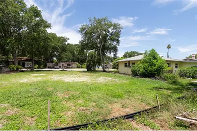 658 15th Street NW, Largo, FL 33770 - Photo 3