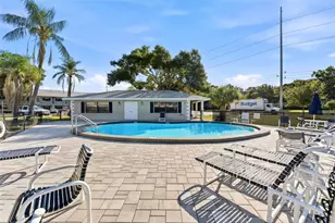 101 Lake Ave NE, Largo, FL 33771 - Photo 31