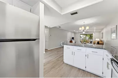 101 Lake Avenue NE #215, Largo, FL 33771 - Photo 15