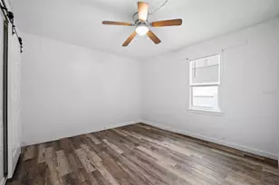 2412 51st Ave N, Saint Petersburg, FL 33714 - Photo 17