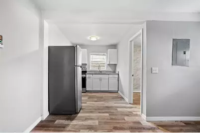 2412 51st Avenue N, Saint Petersburg, FL 33714 - Photo 23