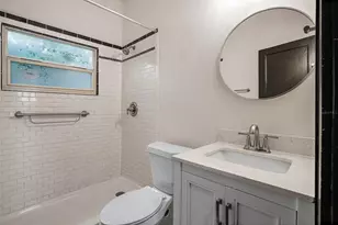 2111 Burlington Ave N, Saint Petersburg, FL 33713 - Photo 21