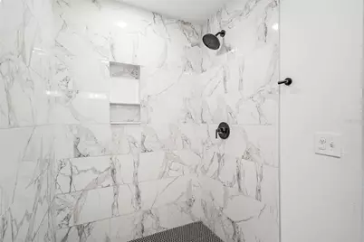 2111 Burlington Avenue N, Saint Petersburg, FL 33713 - Photo 29