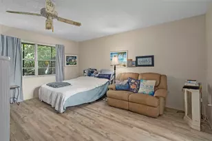 14058 Sullivan St, Spring Hill, FL 34609 - Photo 11