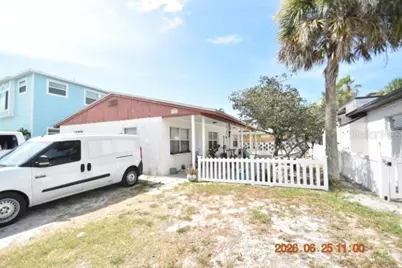 146 Coral Avenue #C, Saint Petersburg, FL 33708 - Photo 1