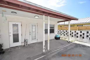 146 Coral Ave, Saint Petersburg, FL 33708 - Photo 5