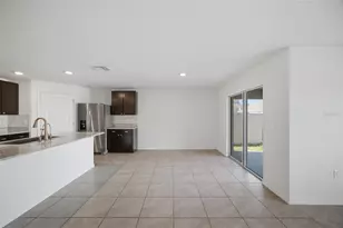2812 Gumbo Limbo Dr, Wimauma, FL 33598 - Photo 11
