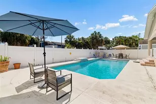10735 SE Drummond Rd, Tampa, FL 33615 - Photo 25